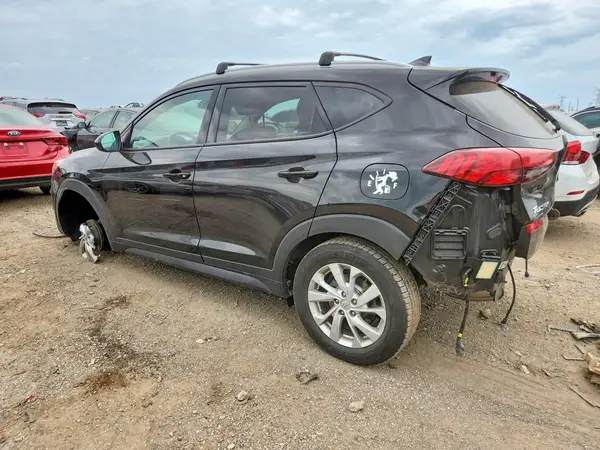 KM8J33A42MU403762 2021 HYUNDAI TUCSON - Image 2