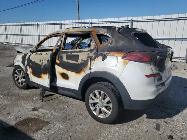 KM8J33A42MU404006 2021 HYUNDAI TUCSON - Image 2