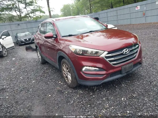 KM8J33A43GU028145 2016 HYUNDAI TUCSON - Image 1