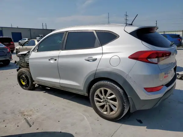 KM8J33A43GU054275 2016 HYUNDAI TUCSON - Image 2