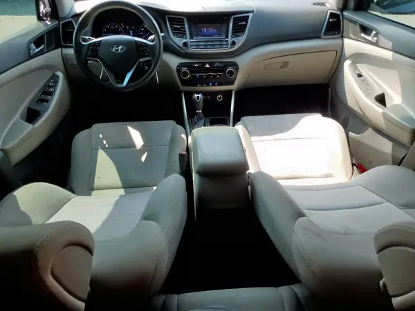 KM8J33A43GU054275 2016 HYUNDAI TUCSON - Image 8