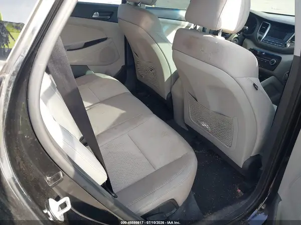 KM8J33A43GU062781 2016 HYUNDAI TUCSON - Image 8