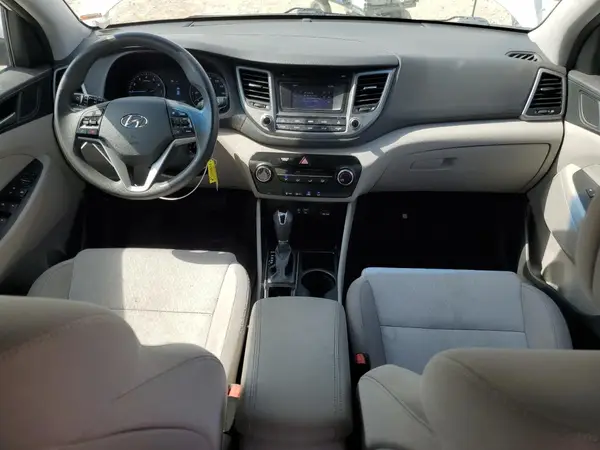 KM8J33A43GU077216 2016 HYUNDAI TUCSON - Image 8