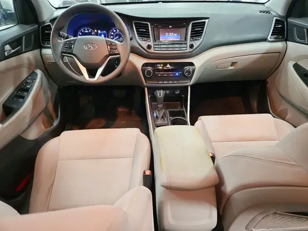 KM8J33A43GU082156 2016 HYUNDAI TUCSON - Image 8