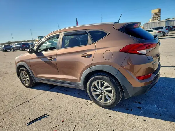 KM8J33A43GU087647 2016 HYUNDAI TUCSON - Image 2
