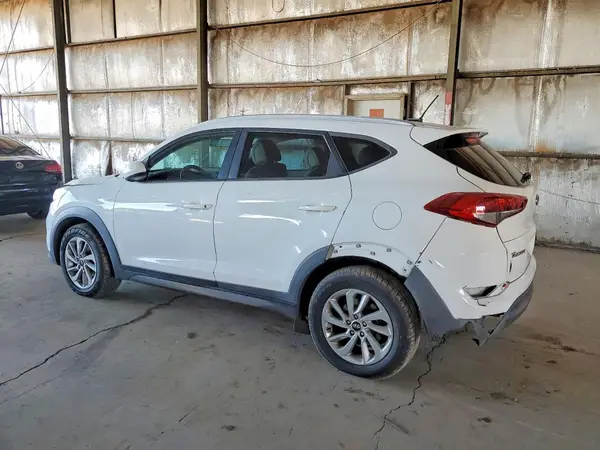 KM8J33A43GU090175 2016 HYUNDAI TUCSON - Image 2