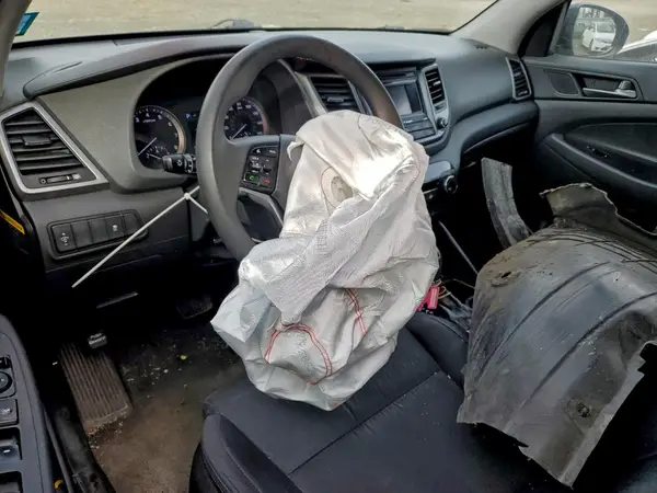 KM8J33A43GU090922 2016 HYUNDAI TUCSON - Image 8