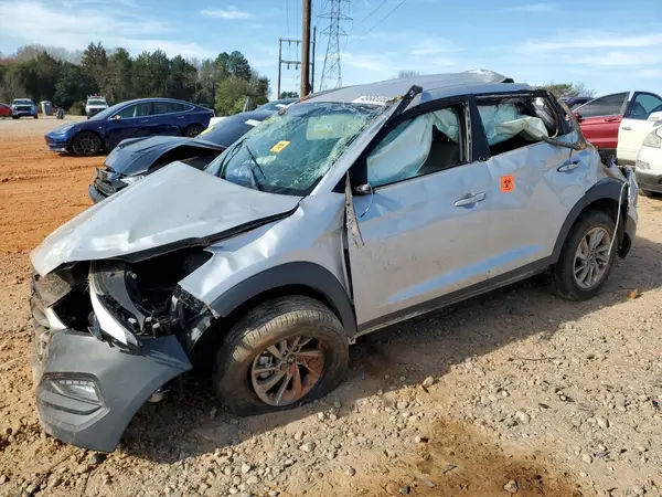 KM8J33A43GU105676 2016 HYUNDAI TUCSON - Image 1