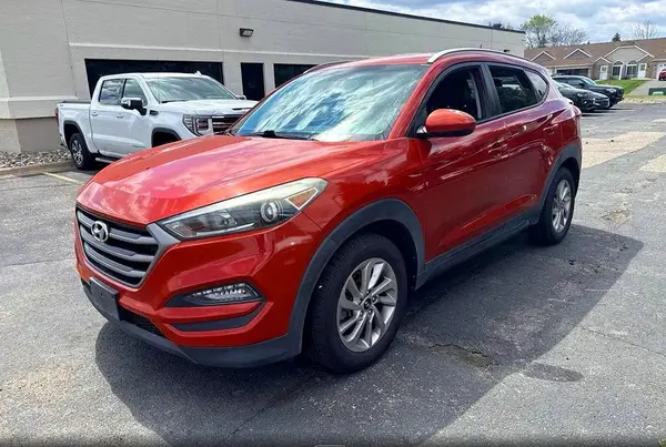 KM8J33A43GU117066 2016 HYUNDAI TUCSON - Image 2