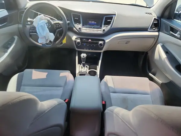 KM8J33A43GU143425 2016 HYUNDAI TUCSON - Image 8