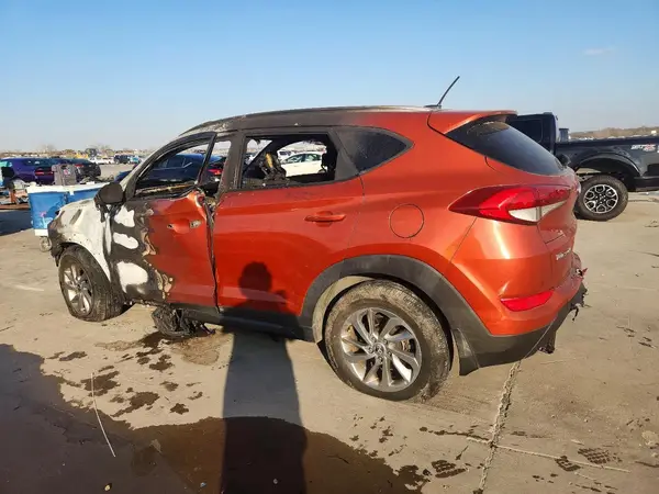KM8J33A43GU146728 2016 HYUNDAI TUCSON - Image 2