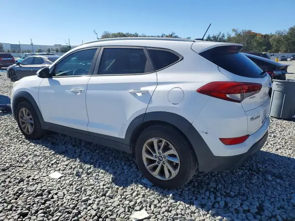 KM8J33A43GU161374 2016 HYUNDAI TUCSON - Image 2