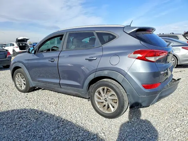 KM8J33A43GU175422 2016 HYUNDAI TUCSON - Image 2