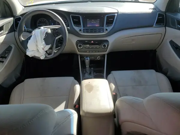 KM8J33A43GU175890 2016 HYUNDAI TUCSON - Image 8