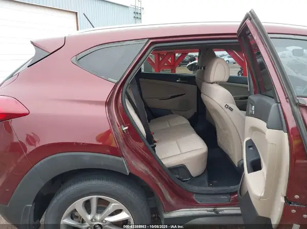 KM8J33A43GU196514 2016 HYUNDAI TUCSON - Image 8