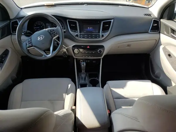 KM8J33A43GU211416 2016 HYUNDAI TUCSON - Image 8