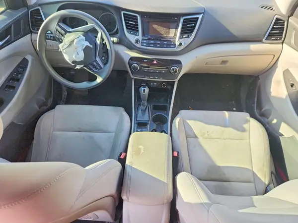 KM8J33A43GU211562 2016 HYUNDAI TUCSON - Image 8