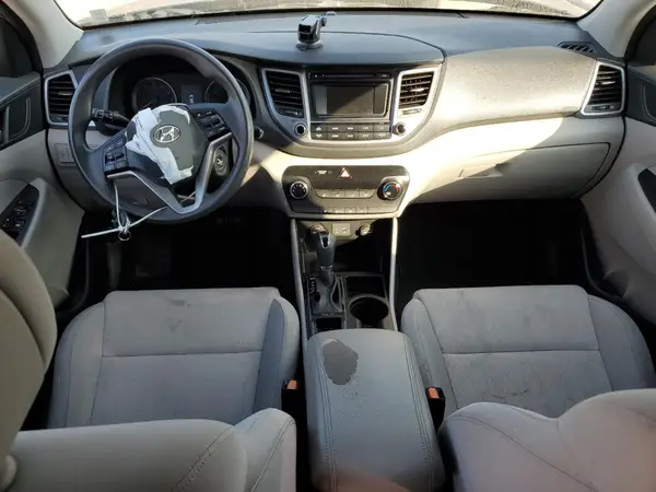 KM8J33A43HU265462 2017 HYUNDAI TUCSON - Image 8
