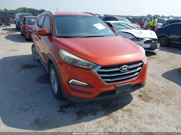 KM8J33A43HU335526 2017 HYUNDAI TUCSON - Image 1