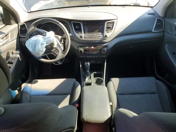 KM8J33A43HU335848 2017 HYUNDAI TUCSON - Image 8