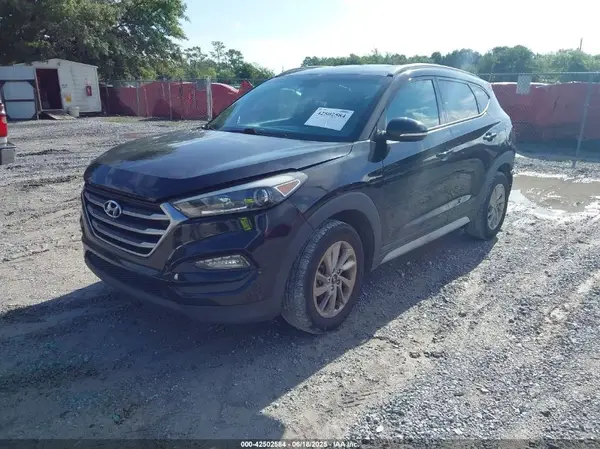 KM8J33A43HU363178 2017 HYUNDAI TUCSON - Image 2
