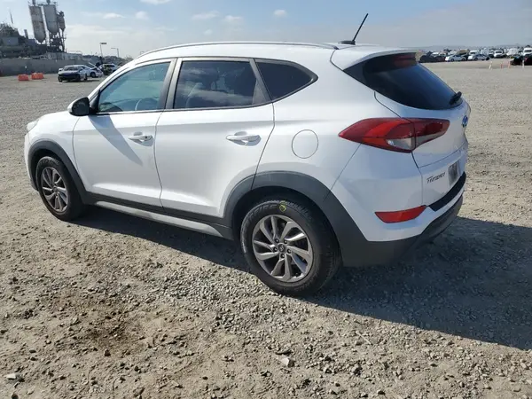 KM8J33A43HU378117 2017 HYUNDAI TUCSON - Image 2