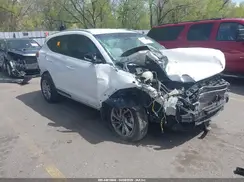 KM8J33A43HU381258 2017 HYUNDAI TUCSON