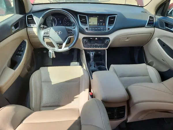 KM8J33A43HU403534 2017 HYUNDAI TUCSON - Image 8