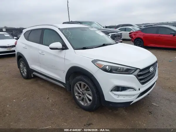 KM8J33A43HU416901 2017 HYUNDAI TUCSON - Image 1