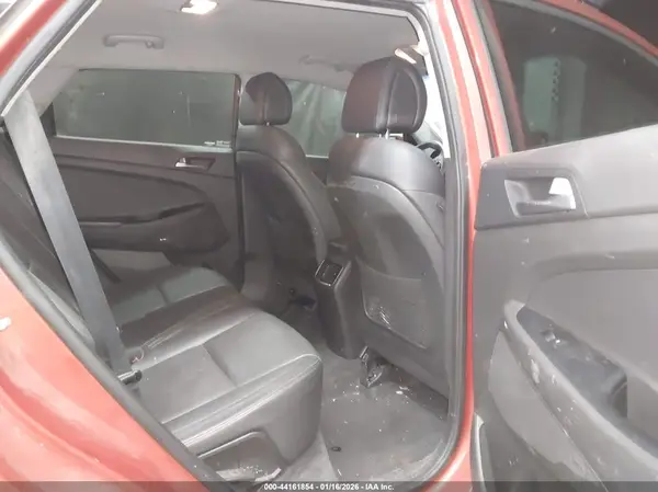 KM8J33A43HU428529 2017 HYUNDAI TUCSON - Image 8