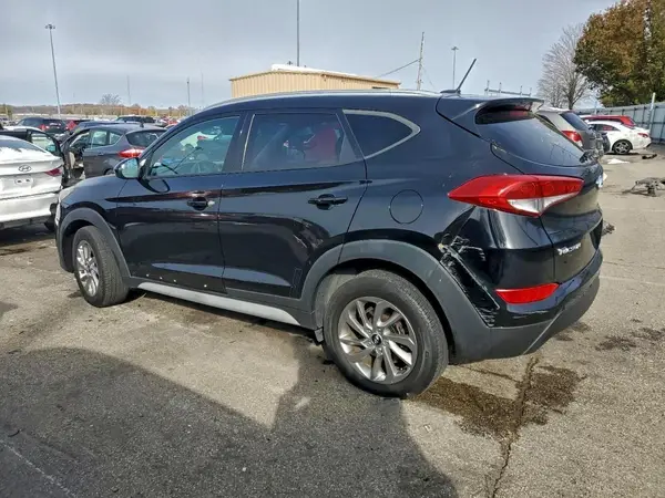 KM8J33A43HU433939 2017 HYUNDAI TUCSON - Image 2