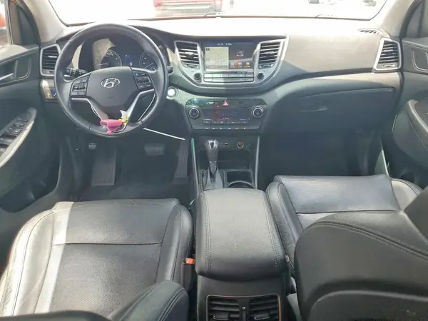 KM8J33A43HU441488 2017 HYUNDAI TUCSON - Image 8