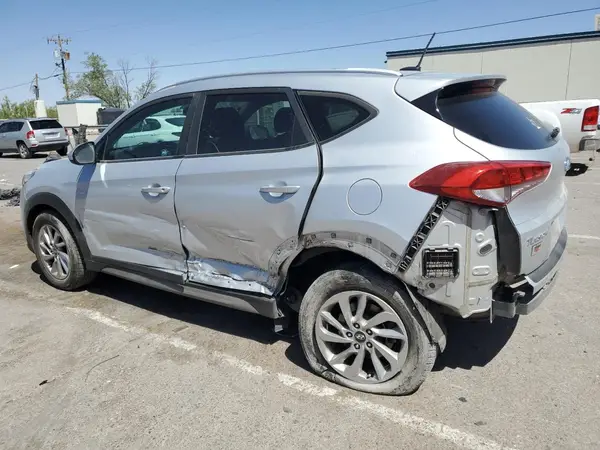 KM8J33A43HU452376 2017 HYUNDAI TUCSON - Image 2