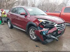KM8J33A43HU464107 2017 HYUNDAI TUCSON