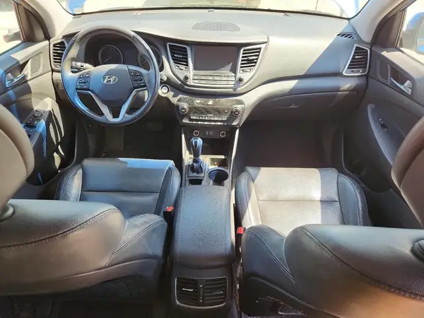 KM8J33A43HU510602 2017 HYUNDAI TUCSON - Image 8