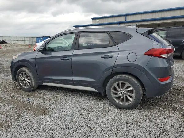 KM8J33A43HU532339 2017 HYUNDAI TUCSON - Image 2