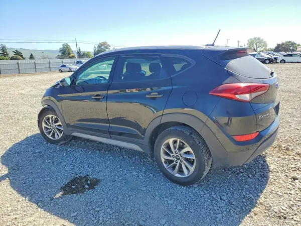 KM8J33A43HU596011 2017 HYUNDAI TUCSON - Image 2