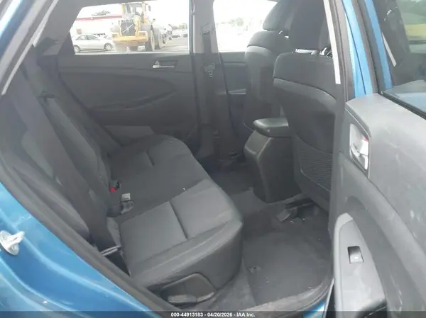 KM8J33A43JU597195 2018 HYUNDAI TUCSON - Image 8