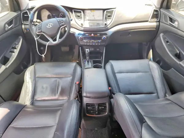 KM8J33A43JU605358 2018 HYUNDAI TUCSON - Image 8