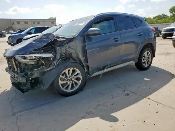 KM8J33A43JU611015 2018 HYUNDAI TUCSON - Image 1
