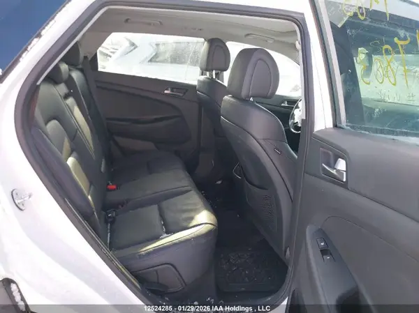 KM8J33A43JU617803 2018 HYUNDAI TUCSON - Image 8