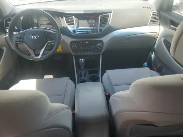KM8J33A43JU627313 2018 HYUNDAI TUCSON - Image 8