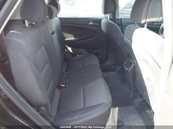 KM8J33A43JU629658 2018 HYUNDAI TUCSON - Image 8