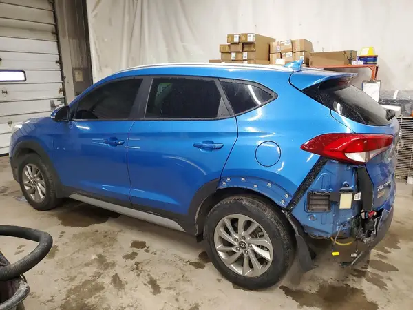 KM8J33A43JU630891 2018 HYUNDAI TUCSON - Image 2