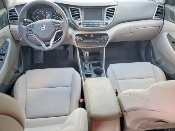 KM8J33A43JU656195 2018 HYUNDAI TUCSON - Image 8
