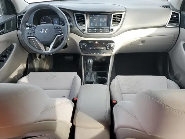 KM8J33A43JU673109 2018 HYUNDAI TUCSON - Image 8