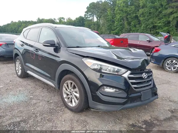 KM8J33A43JU675099 2018 HYUNDAI TUCSON - Image 1