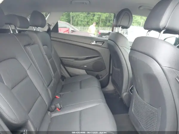 KM8J33A43JU675099 2018 HYUNDAI TUCSON - Image 8