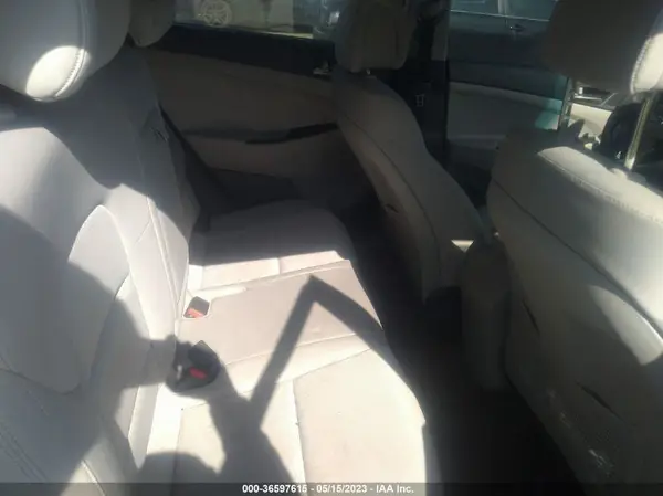 KM8J33A43JU692596 2018 HYUNDAI TUCSON - Image 8