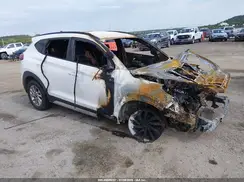 KM8J33A43JU706075 2018 HYUNDAI TUCSON